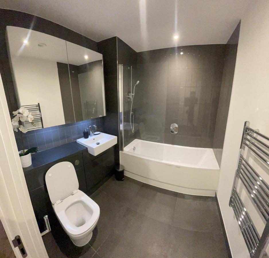 Immaculate 2Bed Apartment In London- City Views Kültér fotó