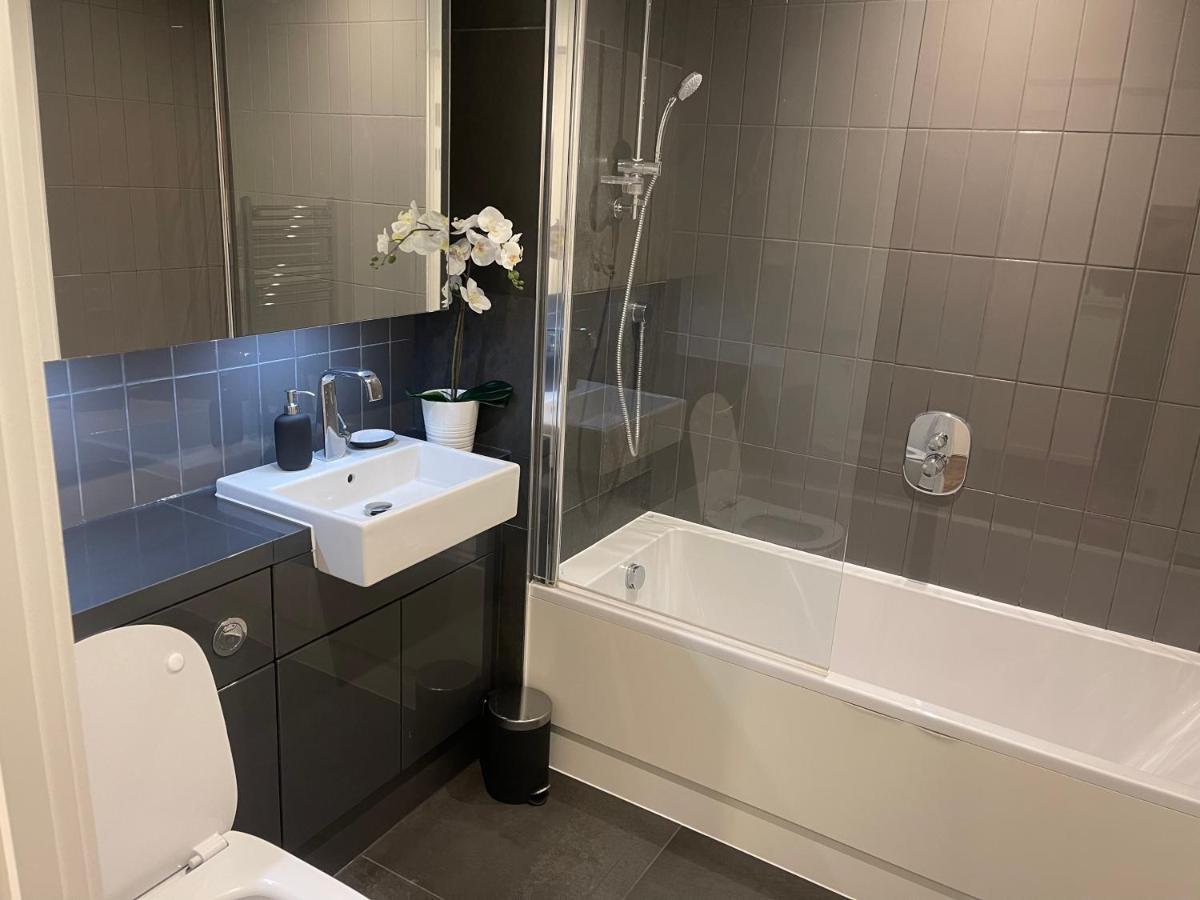 Immaculate 2Bed Apartment In London- City Views Kültér fotó